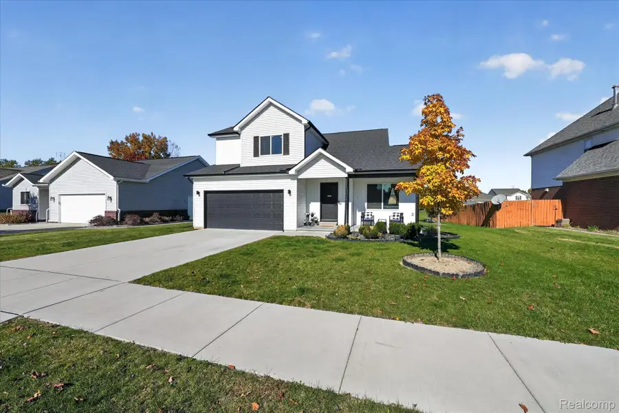 55 Old Carriage LN, Lapeer, MI 48446 - #3