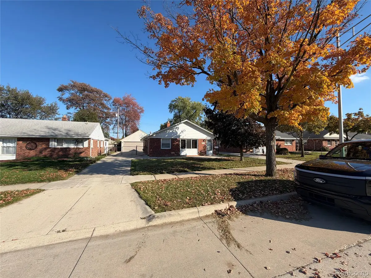 18563 Hamann ST, Riverview, MI 48193 - #1