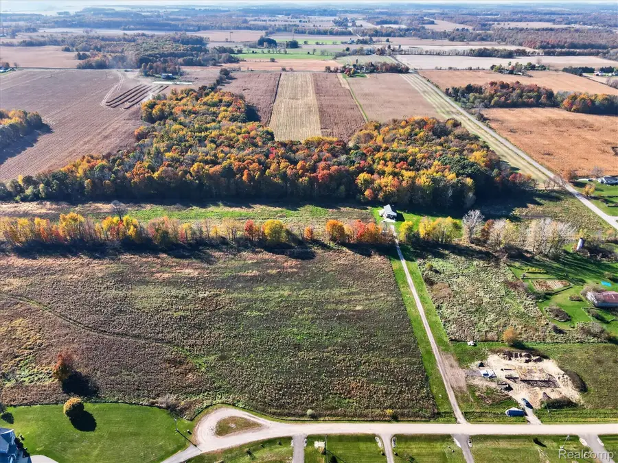 Par. B Birchridge DR, Charlotte, MI 48813 - #3