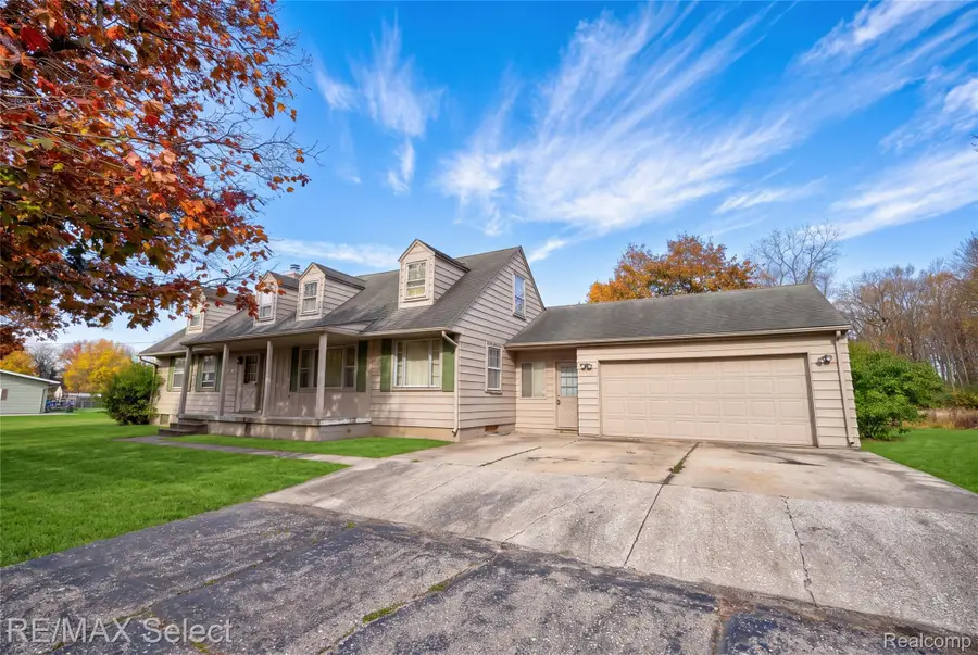 7241 Neff RD, Mount Morris, MI 48458 - #2