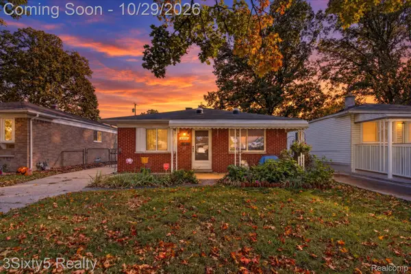 4495 Croissant ST, DearbornHeights, MI 48125