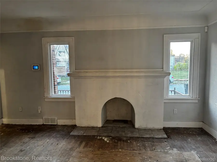 16232 Kentucky ST, Detroit, MI 48221 - #3