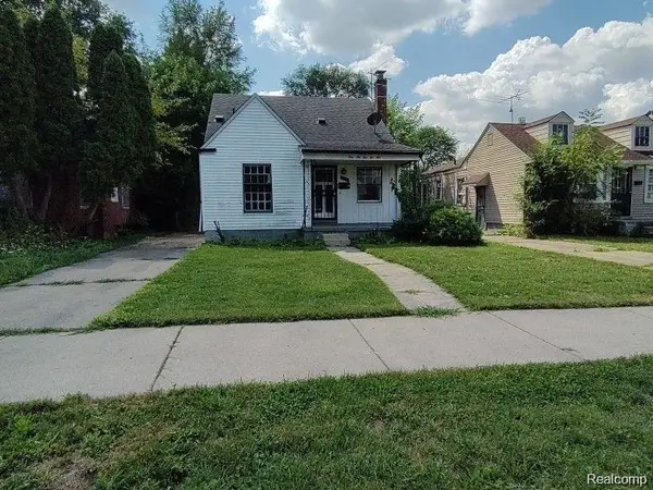 16226 Rossini DR, Detroit, MI 48205