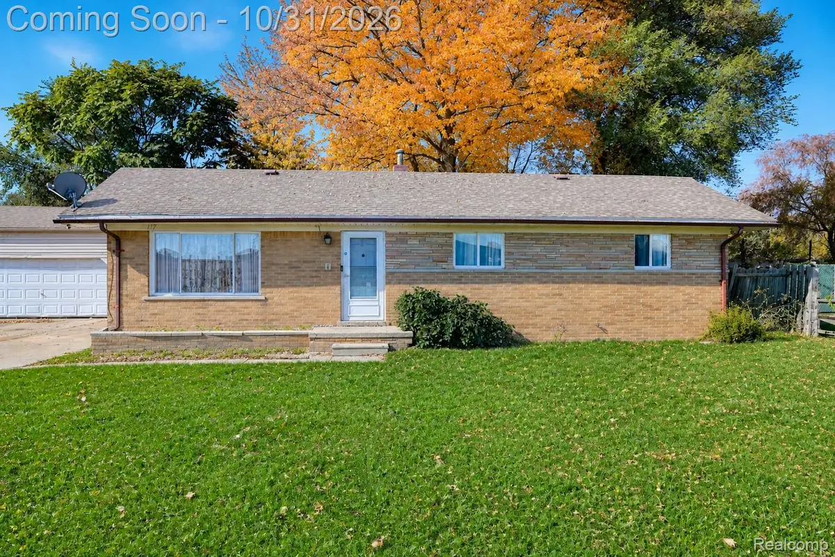 117 N Groesbeck HWY, Mount Clemens, MI 48043 - #1