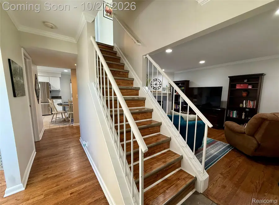 42016 Queen Anne CT, Northville, MI 48167 - #2