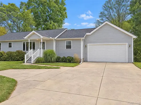 4356 N Elms RD, Flushing, MI 48433
