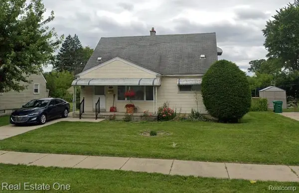 1735 Cardwell ST, GardenCity, MI 48135