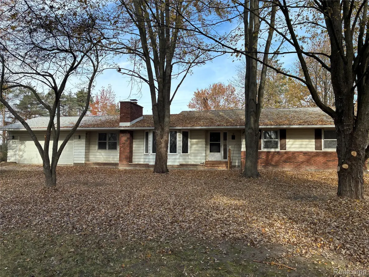 11630 Rynn RD, Emmett, MI 48022 - #1