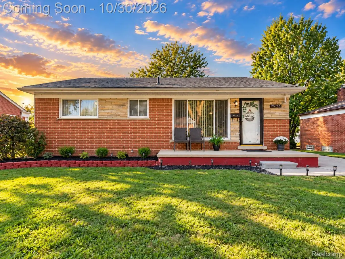 25755 Patricia AVE, Warren, MI 48091 - #1