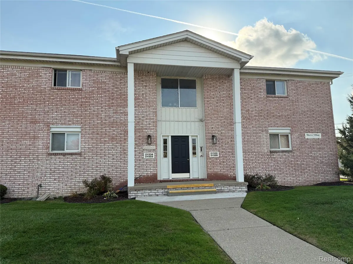 21542 Saint Gertrude ST  # #6, Saint Clair Shores, MI 48081 - #1