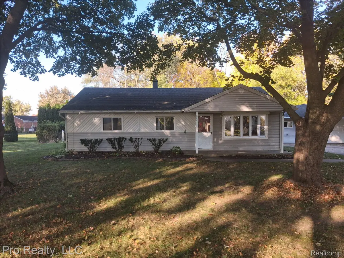 2557 Hearthside DR, Ypsilanti, MI 48198 - #1