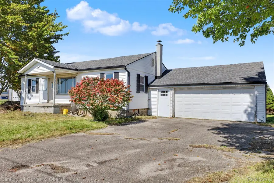7504 Meisner RD, Casco, MI 48064 - #2