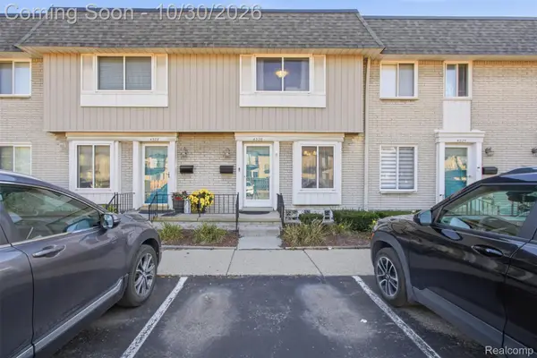 4326 15 Mile RD, SterlingHeights, MI 48310