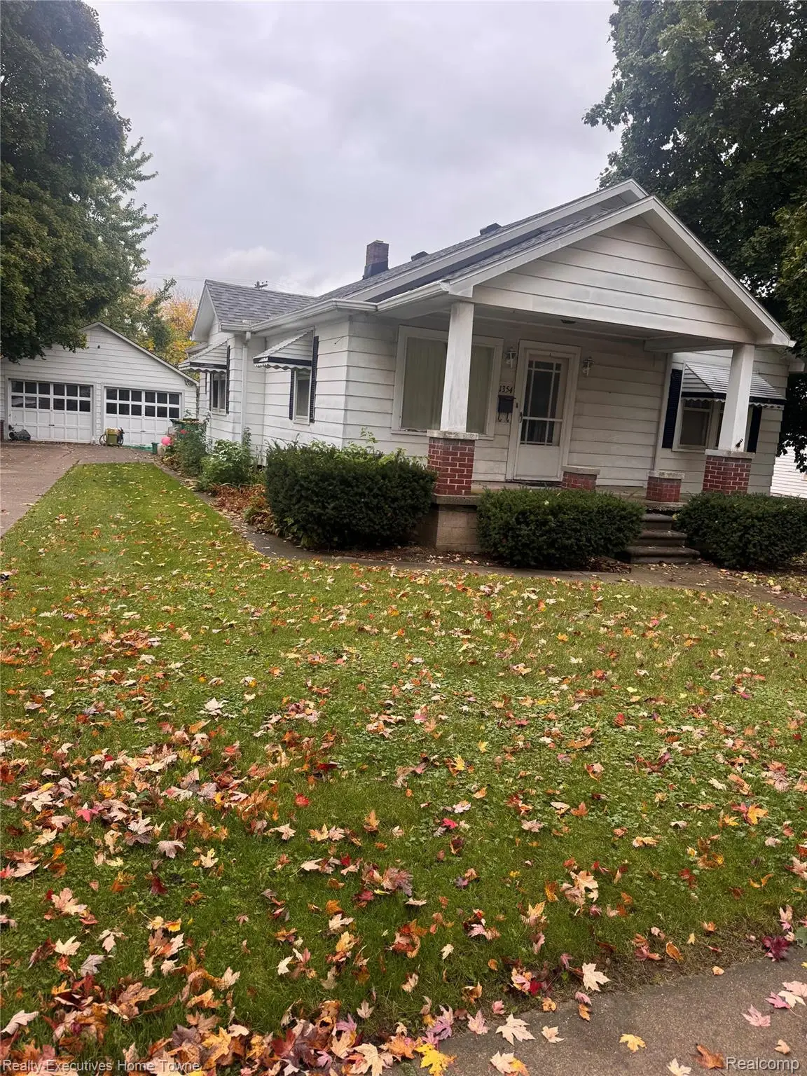 1354 S Riverside AVE, Saint Clair, MI 48079 - #1