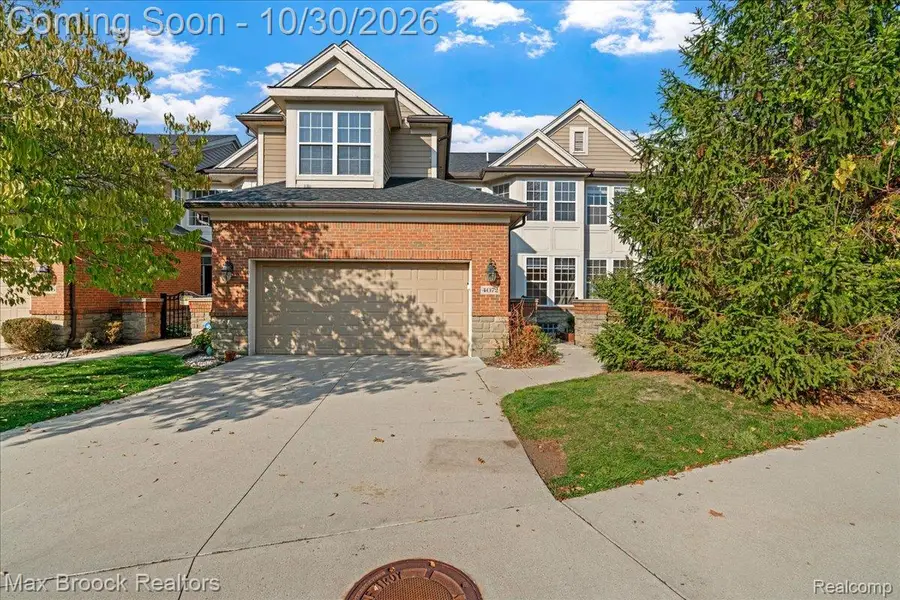 4072 SUMMERFIELD DR, Troy, MI 48085 - #2