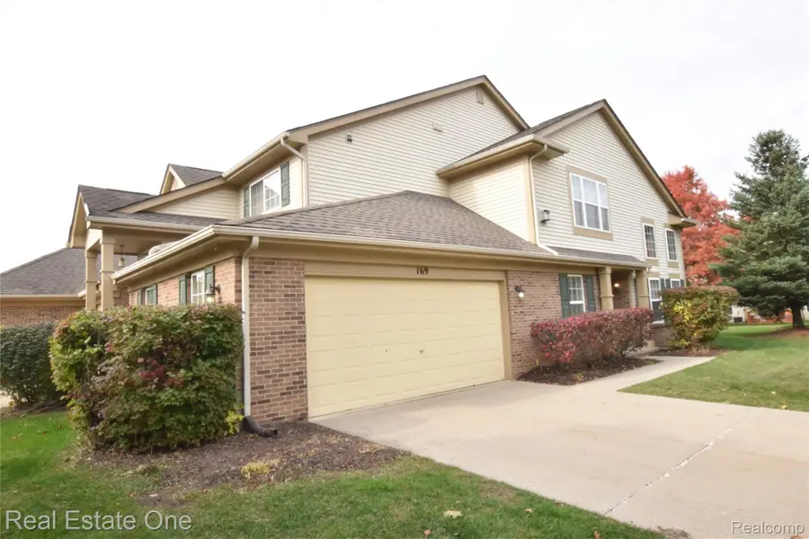169 S Vista, Auburn Hills, MI 48326 - #2