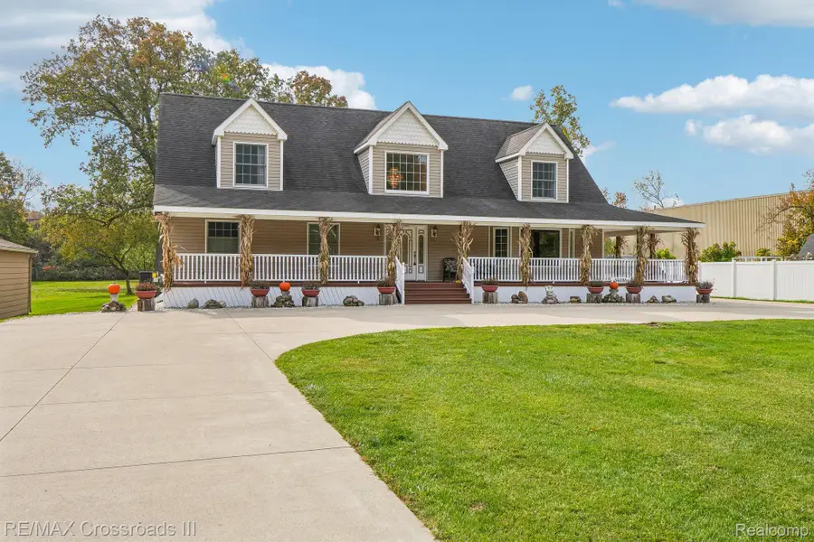 36085 Herman ST, Romulus, MI 48174 - #2