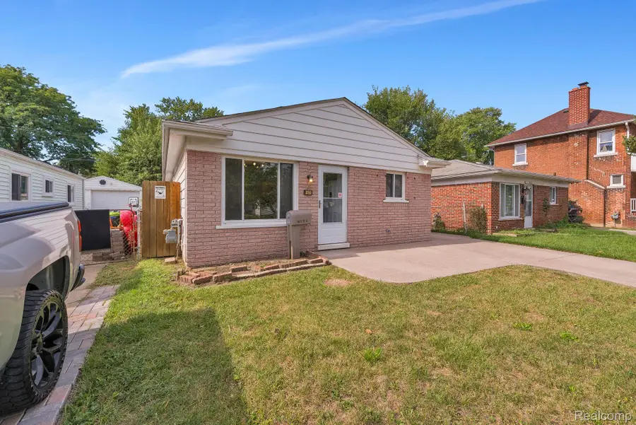 1433 Reo AVE, Lincoln Park, MI 48146 - #3