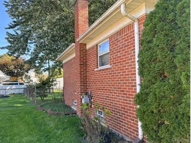 14 Diehl DR, Mount Clemens, MI 48043 - #2