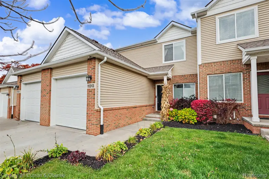 11313 Woodruff Lake DR, Brighton, MI 48116 - #3
