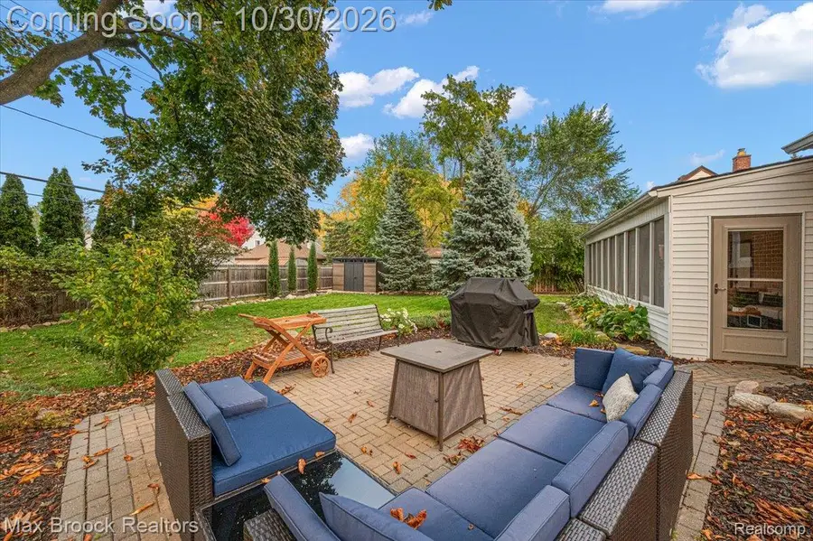 786 W 11 Mile RD, Berkley, MI 48072 - #2