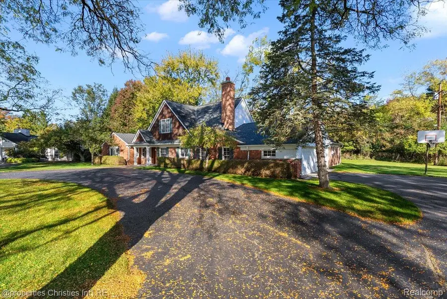1760 CEDAR HILL DR, Bloomfield, MI 48301 - #3