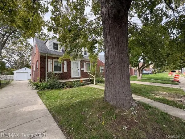 16829 Gilchrist ST, Detroit, MI 48235