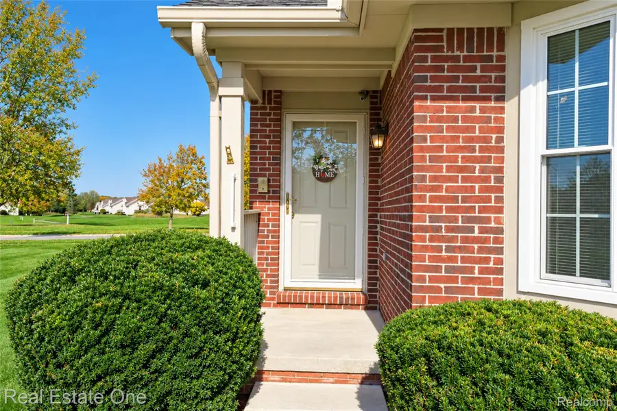 6469 Club CT E 1 # 1, Holly, MI 48439 - #3