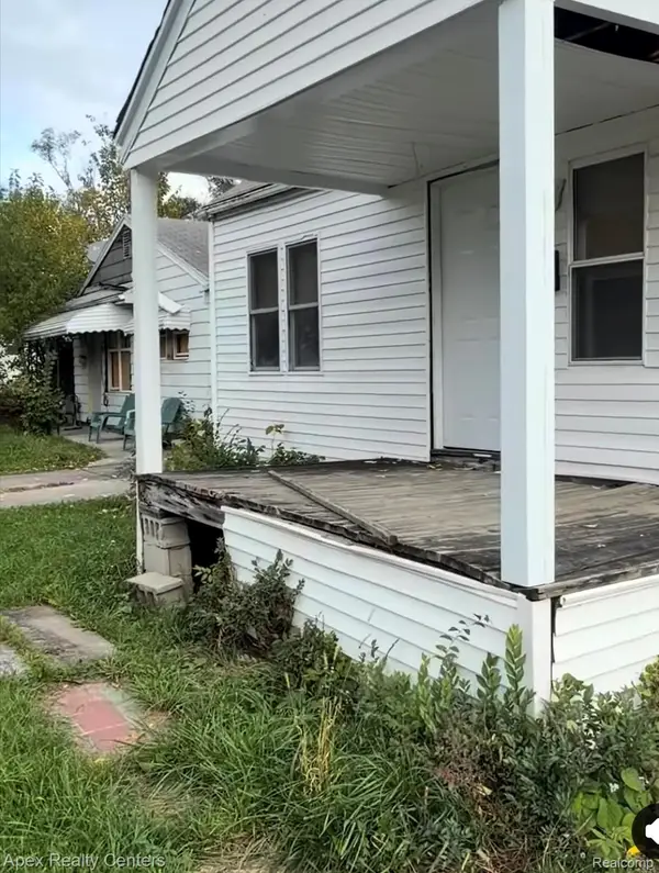 7746 Longacre ST, Detroit, MI 48228