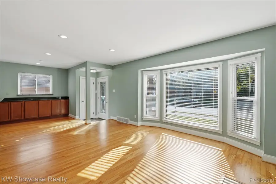 702 Butternut AVE, Royal Oak, MI 48073 - #2