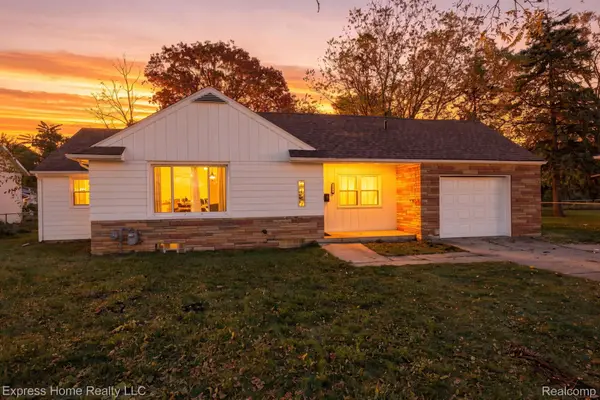 23620 Eureka AVE, Warren, MI 48091
