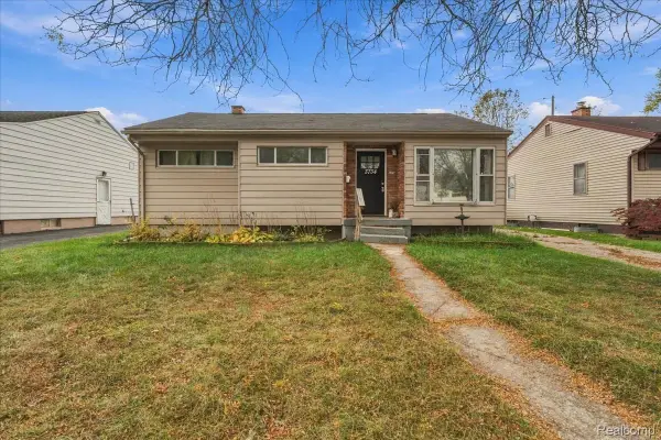 3734 Risedorph AVE, Flint, MI 48506