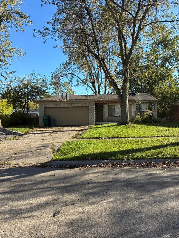 34833 Lynn DR, Romulus, MI 48174