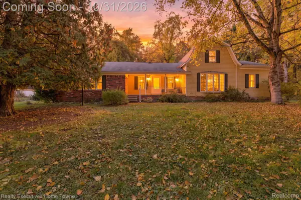 8126 Saint Clair RD, Lexington, MI 48450