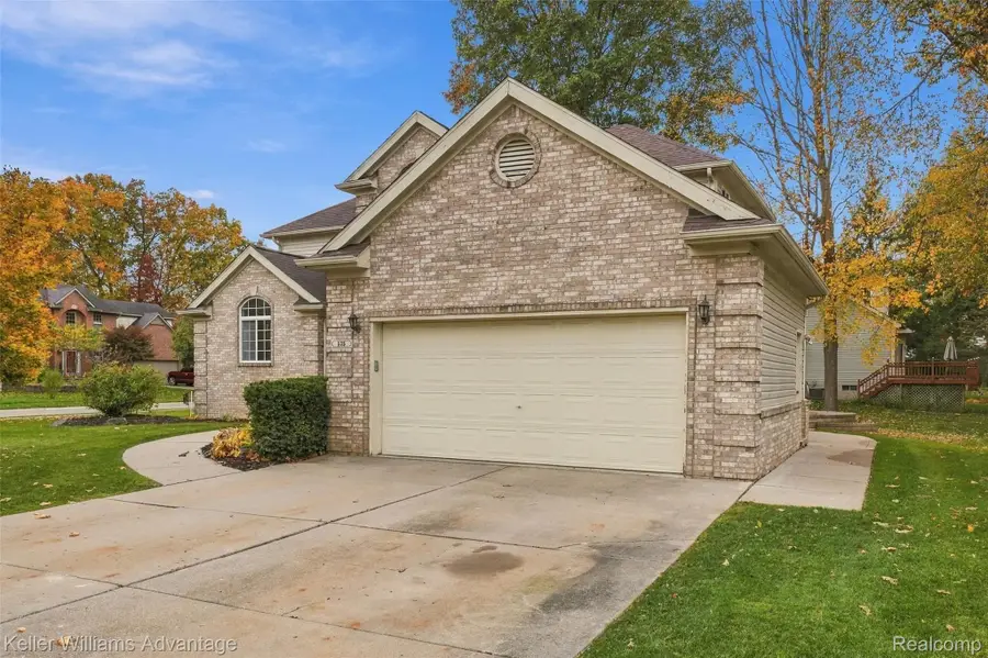 535 Salus DR, Waterford, MI 48327 - #3