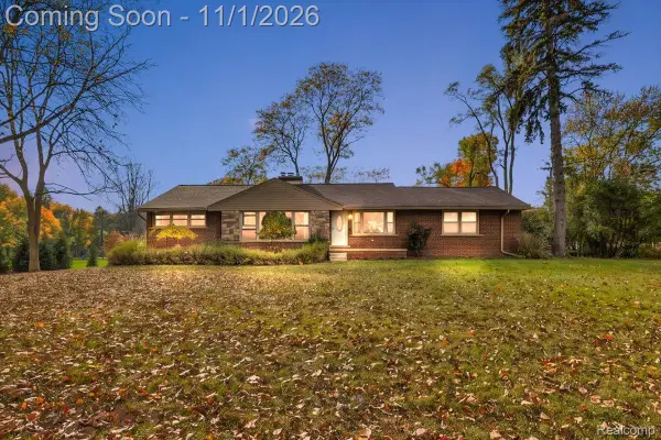 21891 Hampstead ST, BeverlyHills, MI 48025