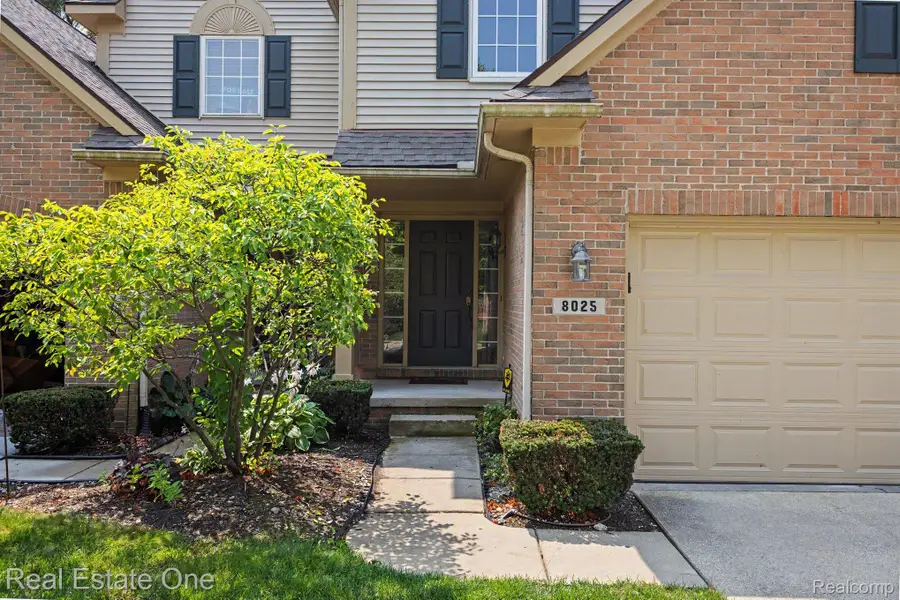8025 Springdale DR 13 # 48, White Lake, MI 48386 - #3