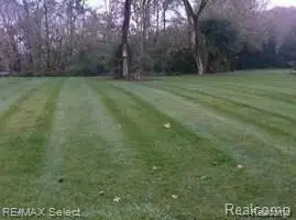 6326 KNOB BEND DR, Grand Blanc Charter Township, MI 48439 - Image #2