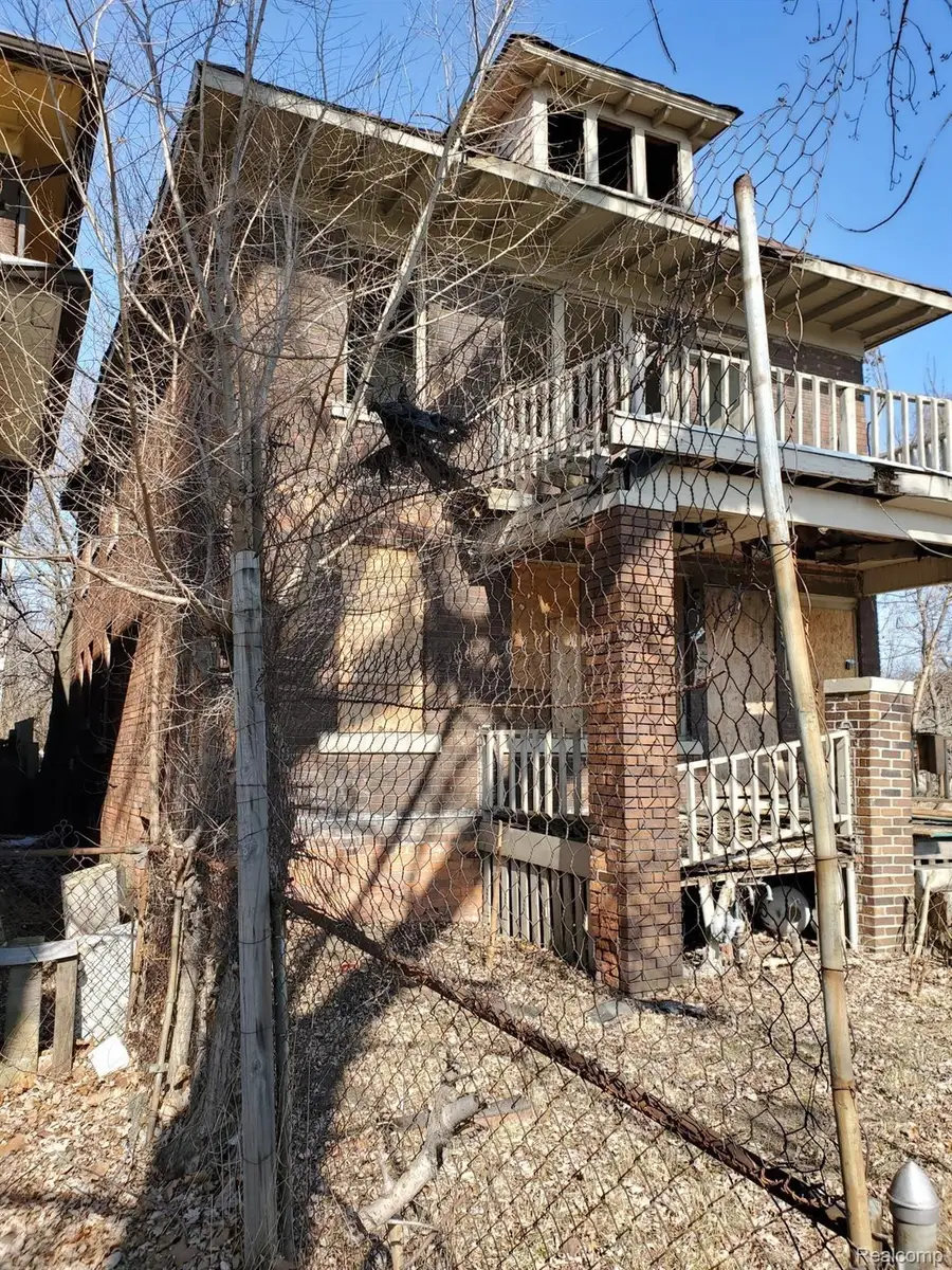 3290 WHITNEY ST, Detroit, MI 48206 - Image #3