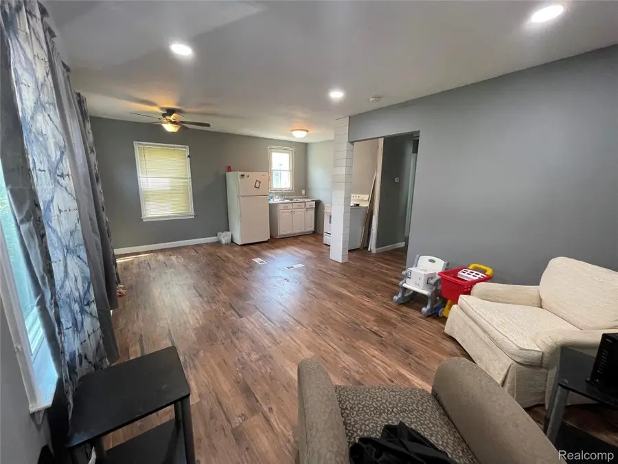 630 E MADISON AVE, Pontiac, MI 48340 - #2