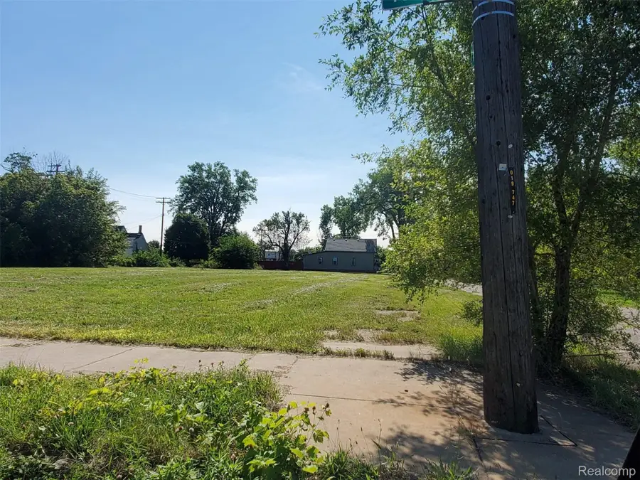 2764 HURON, Detroit, MI 48216 - Image #3