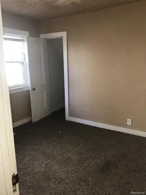 19249 RIOPELLE ST, Detroit, MI 48203 - Image #3