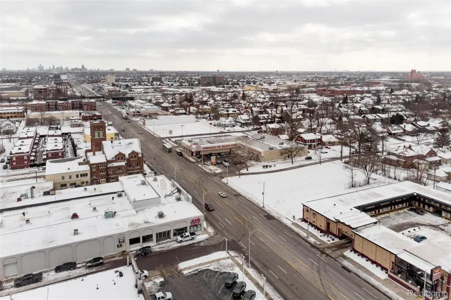 16329 WOODWARD 10 EASON, Highland Park, MI 48203 - Image #2