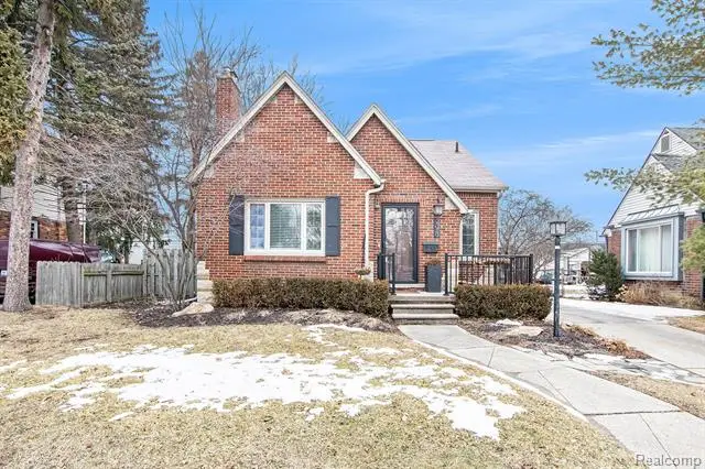 298 W Saratoga Street, Ferndale, MI 48220 - Image #1