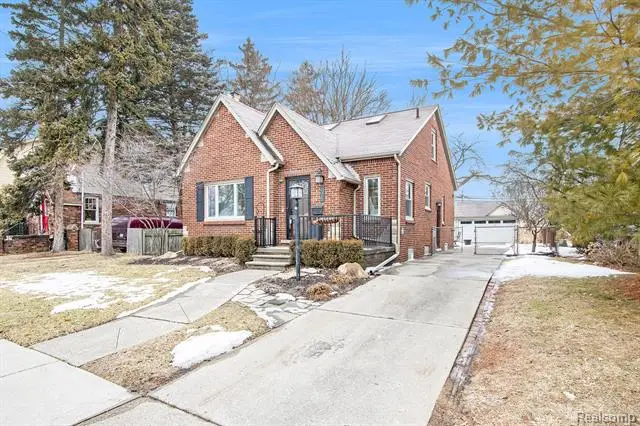 298 W Saratoga Street, Ferndale, MI 48220 - Image #3