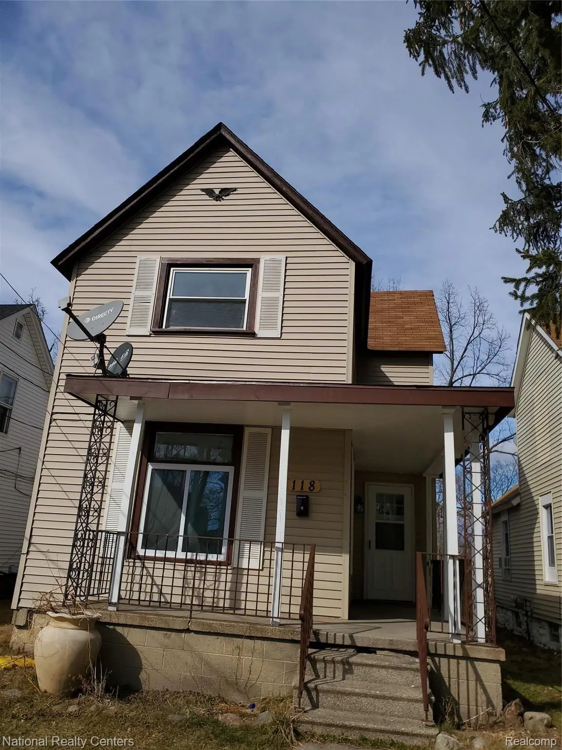 118 HENRY CLAY AVE, Pontiac, MI 48341 - Image #1