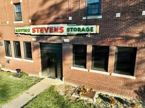 1273 Broadway BLVD, Flint, MI 48506