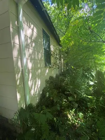 1318 Cronk AVE, Flint, MI 48506 - Image #2