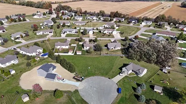 1845 Fawn CIR, Owosso, MI 48867 - Image #2