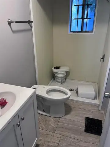 410 E Fourth ST, Flint, MI 48503 - Image #3